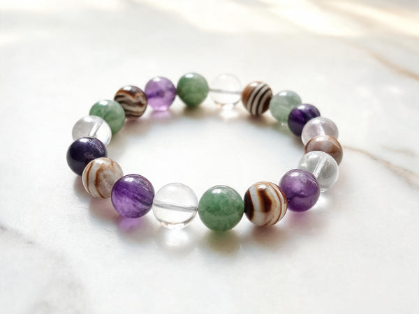 Chalcedony Meaning, Bead Types & How to Choose Jewelry Well