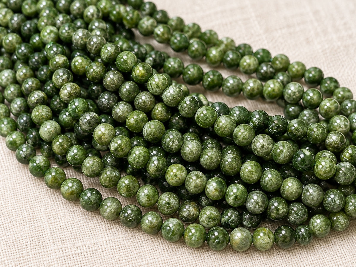 Diopside Meaning, Bead Types & How to Choose Them Wisely