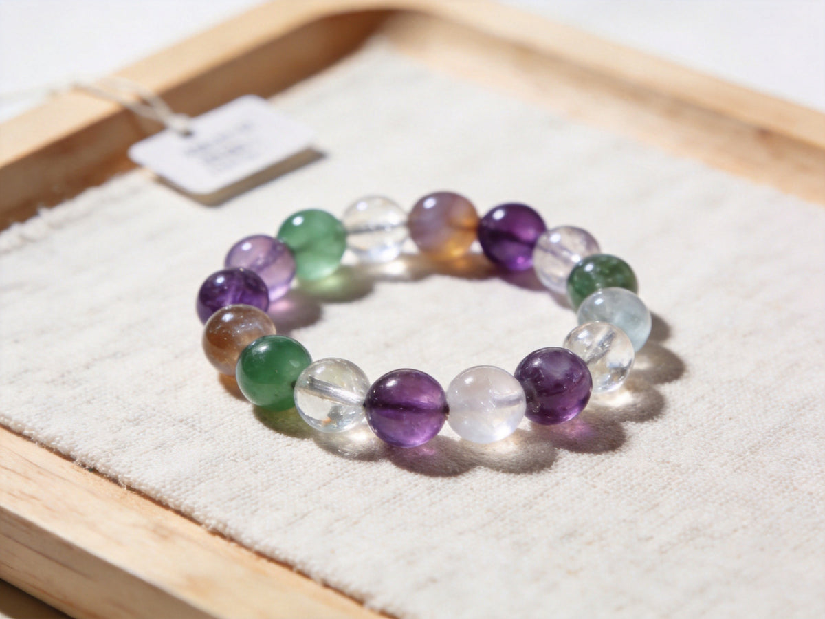 Moss Agate Meaning, Properties & How to Wear This Stone